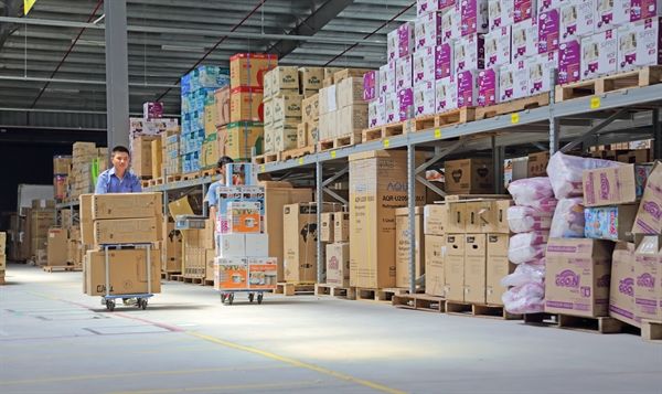 Cuộc Chiến Thương Mại Điện Tử Lĩnh Vực Hàng Thiết Yếu?